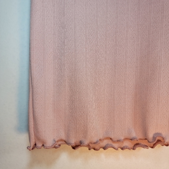 NEW pink Gaze crop top frilly Size medium - Picture 5 of 8